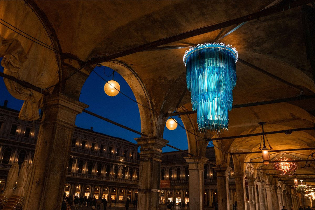 From 22nd November, eleven artist-designed chandeliers will light up St Mark's Square, as part of Murano Illumina il Mondo