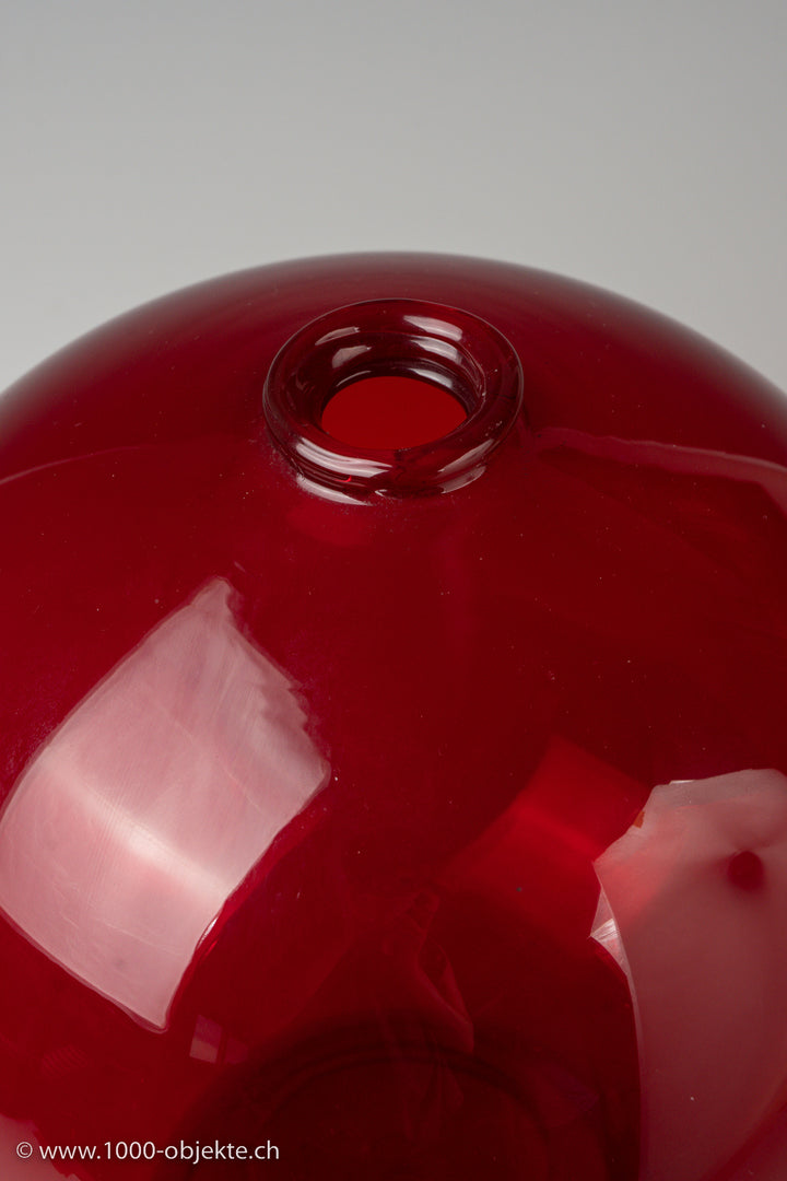 Vase red. Design Carlo Scarpa Provenance Pauly & C. Murano glass ca. 1960-70