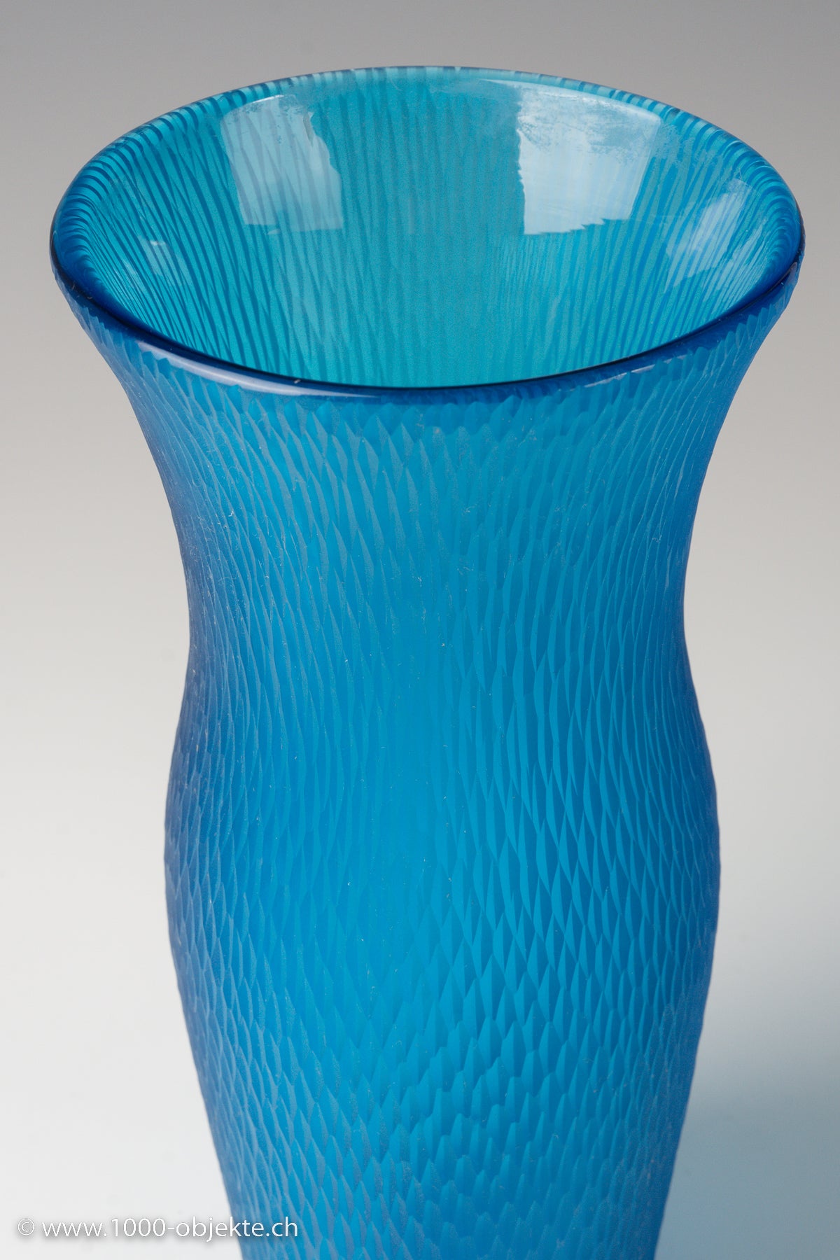 Carlo Scarpa für Venini. Einzigartige Battuto-Vase, Modell 3951, signiert 