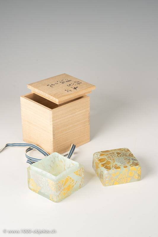 Fujita, Kyohei: Small lidded box (Kazaribako) in original wooden box