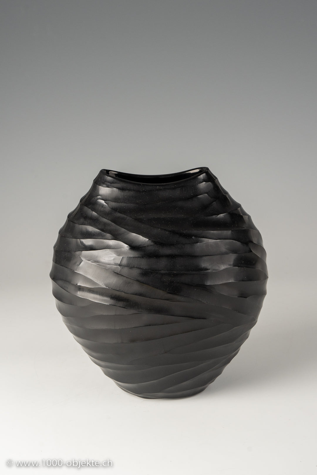 Massimo Micheluzzi, Vase, 2011