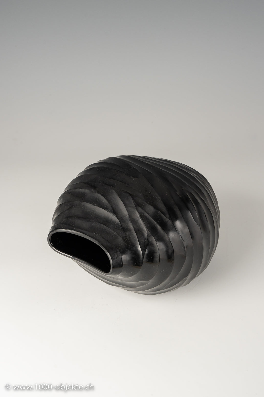 Massimo Micheluzzi, Vase, 2011