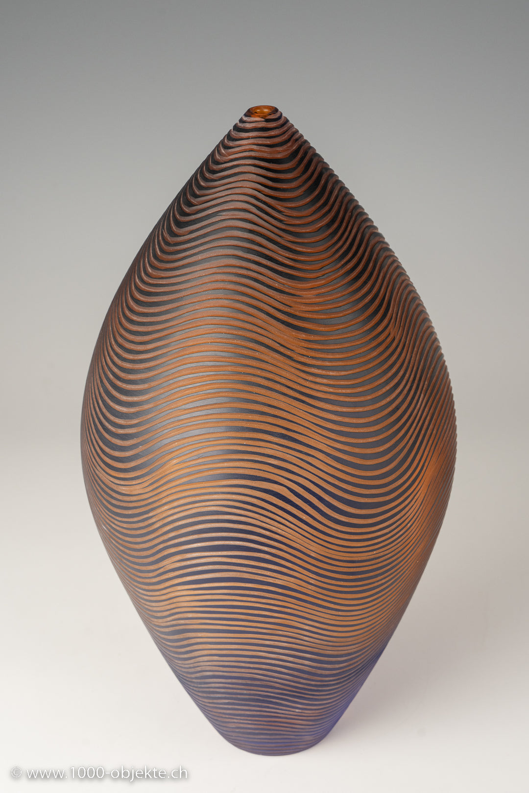 Philip Baldwin, Monica Guggisberg, unique battuto vase