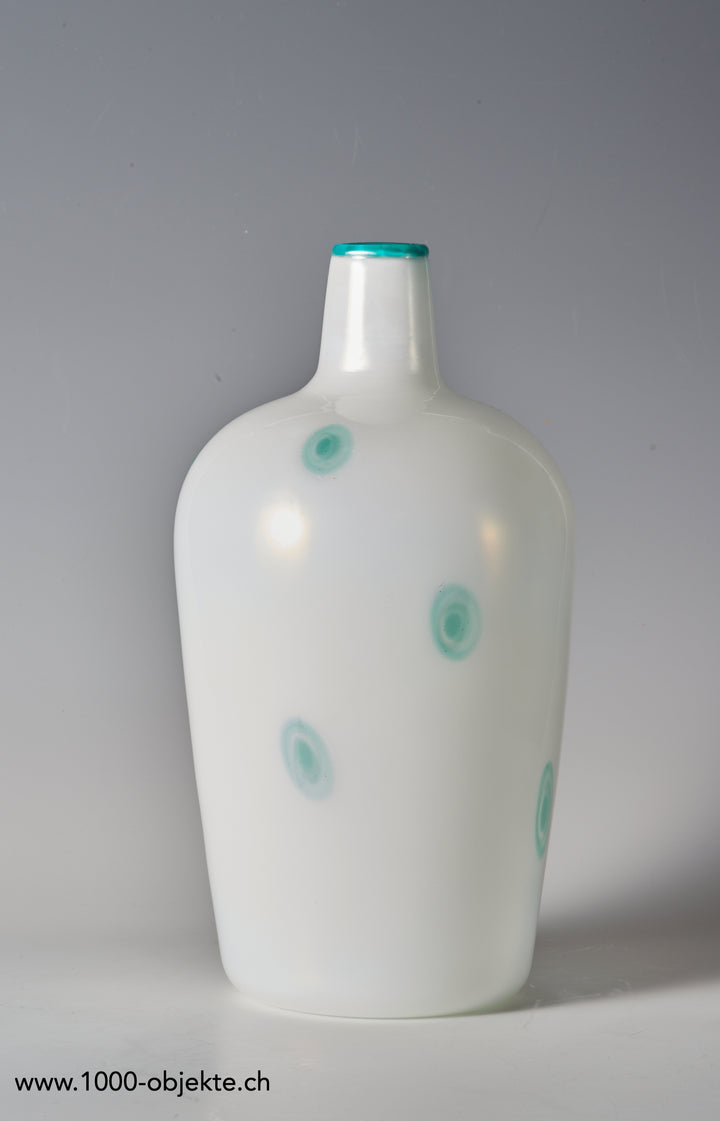 Carlo Scarpa / Venini Vase made of Lattimo glass with concentric murrine glass rings;