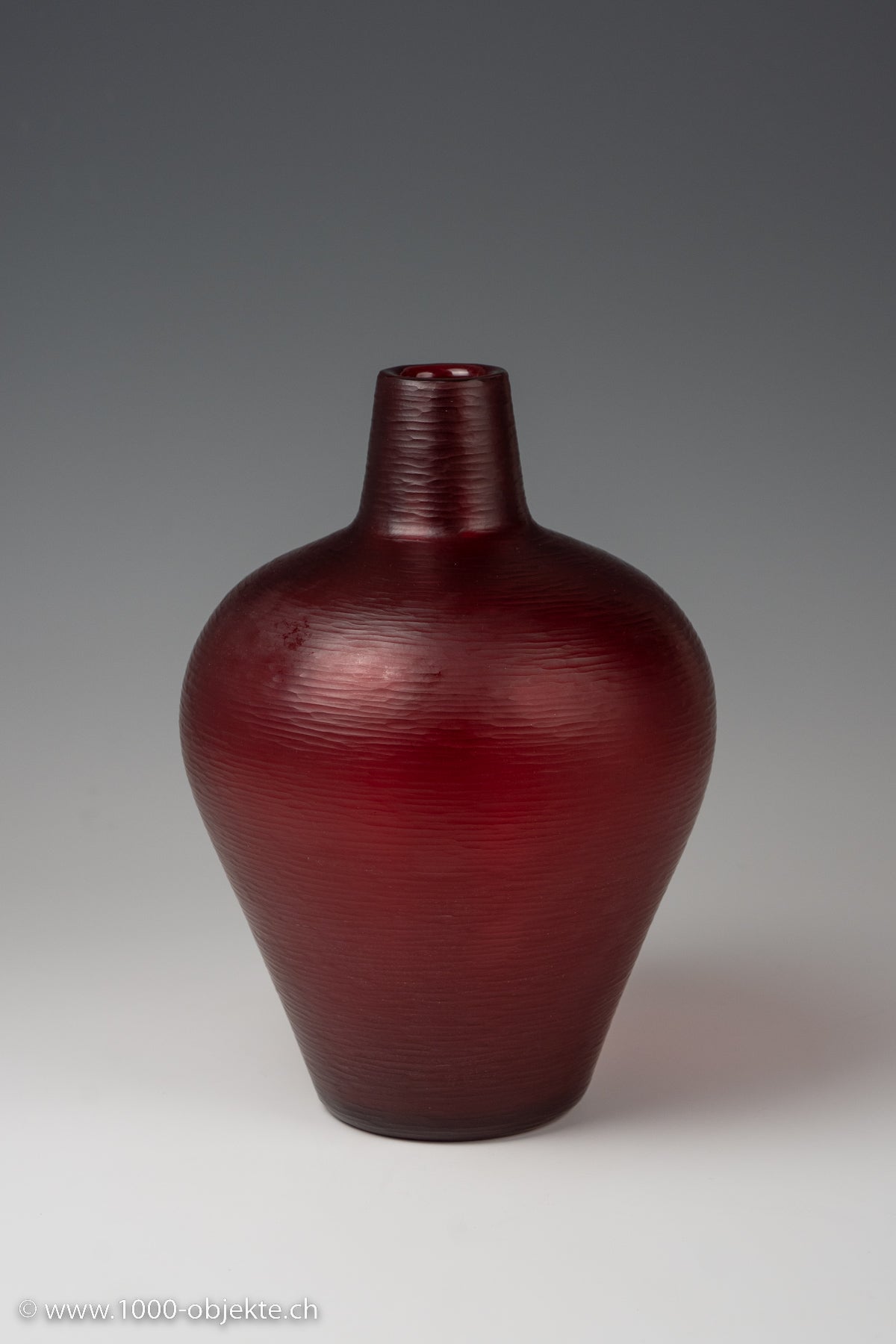 Carlo Scarpa, 'Battuto' vase, model no. 3932 B, ca. 1942 – 1000