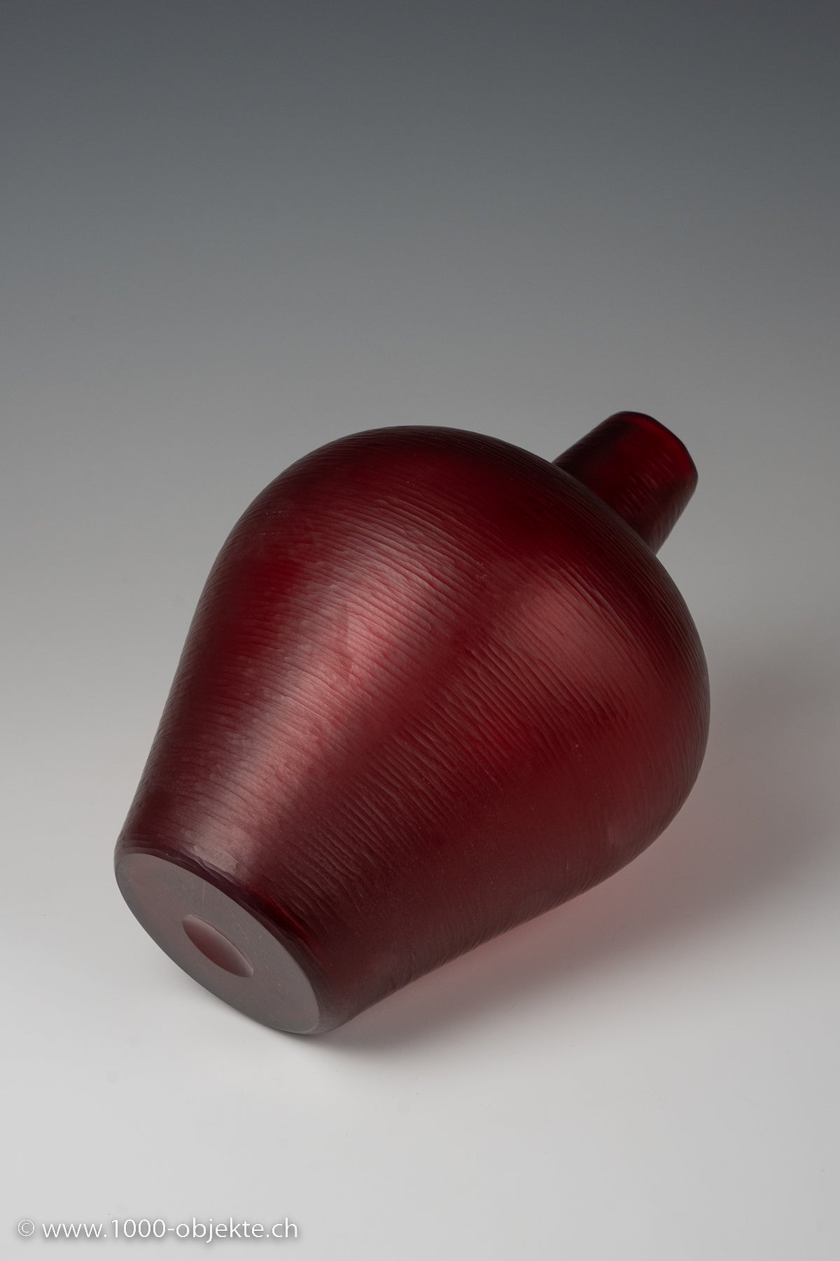 Carlo Scarpa, 'Battuto' vase, model no. 3932 B, ca. 1942 – 1000