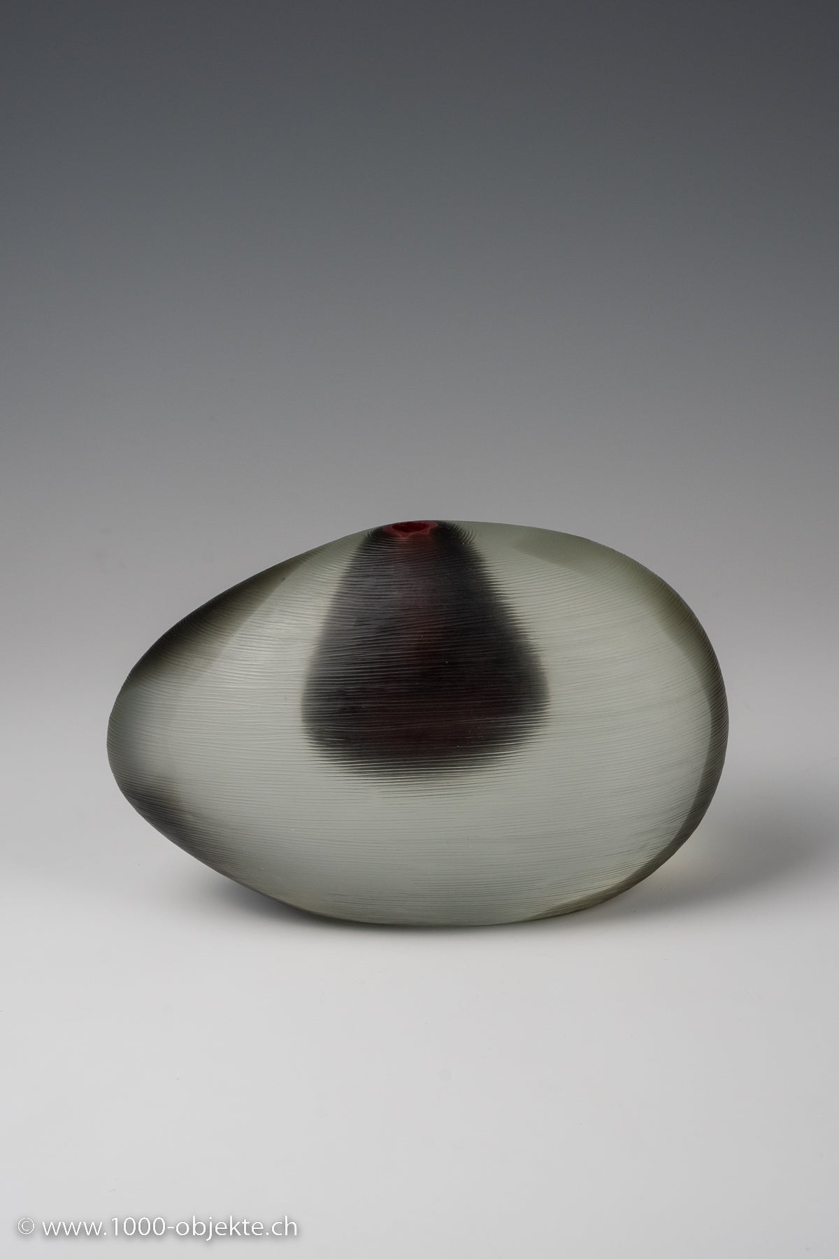 Alfredo Barbini, a 'Vetro Sasso' vase, 1962 – 1000 Objekte