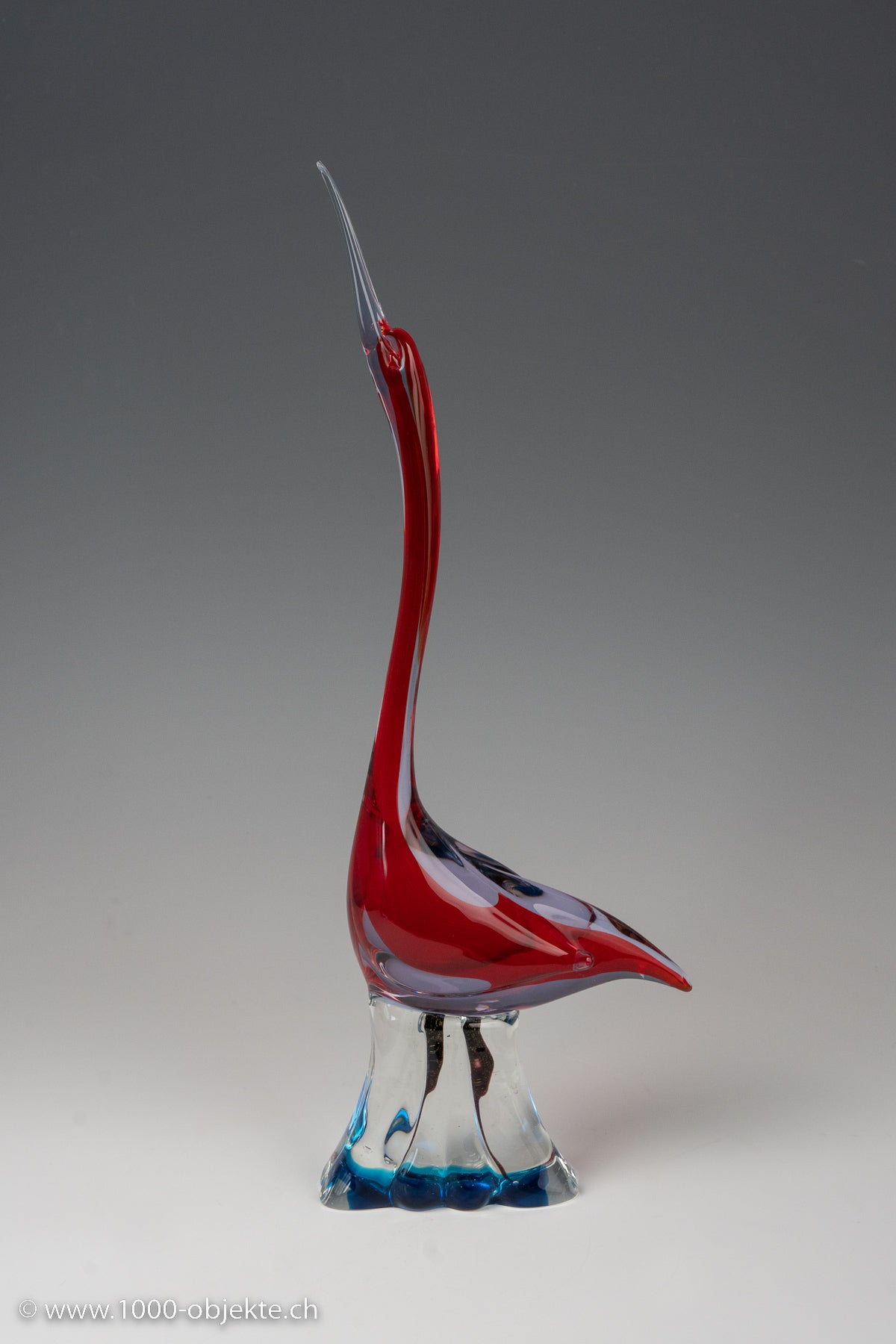 Cenedese Antonio Da Ros. Museumssammlung. Roter Flamingo im Wasser