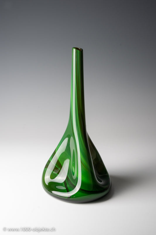 Hohe Vase aus grünem Steinglas, marmoriertes Glas, selten in Grün