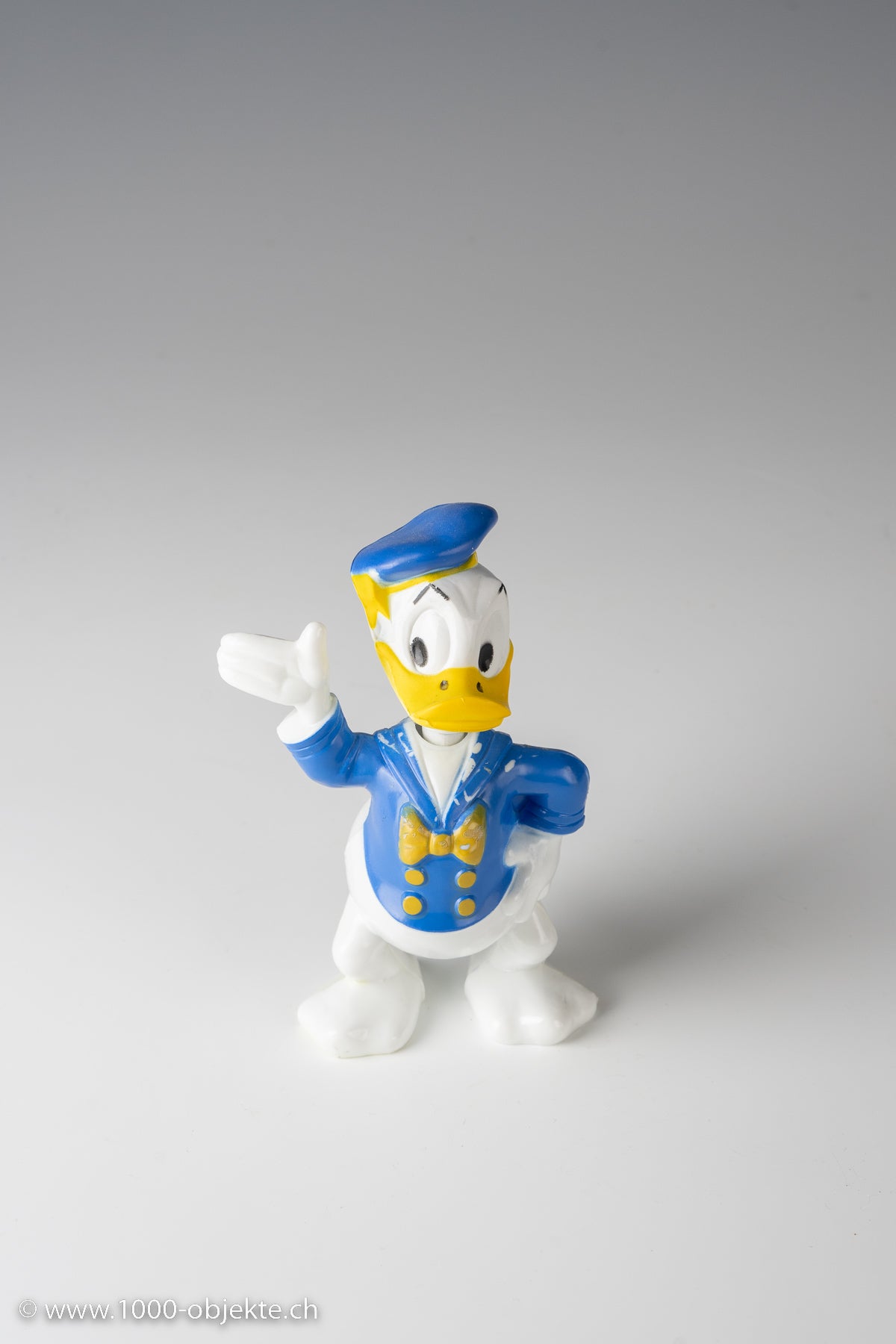 Boxed Irwin Donald Duck Noddy Toy