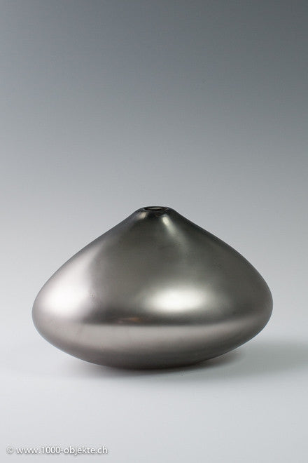 "Silvervase". Studio-glass by Thomas Blank.