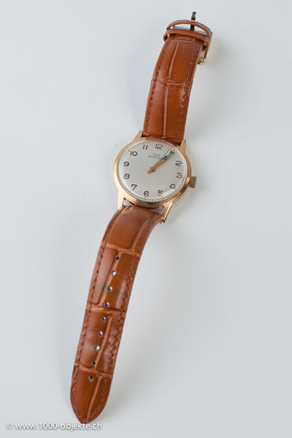 Beautiful classic "Glycine" hand-wound watch circa 1940