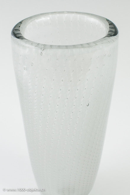 Nuutajarvi Notsjo glass vase, designed by Kaj Franck 1952