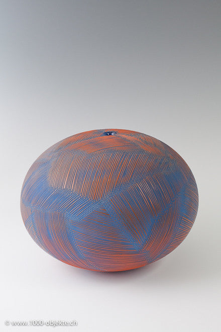 Monica Guggisberg, Philip Baldwin, vase 'Interconnected in Blue'