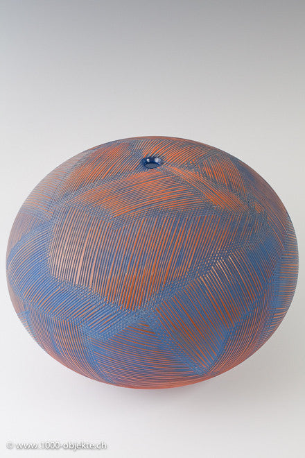 Monica Guggisberg, Philip Baldwin, vase 'Interconnected in Blue'