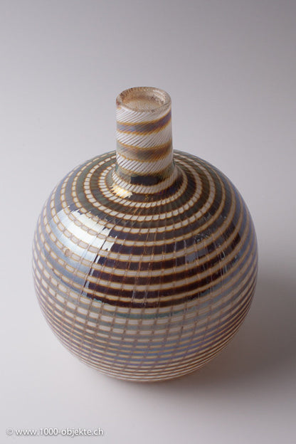 Vase by Oiva Toikka for  Nuutajärvi Notsjö.